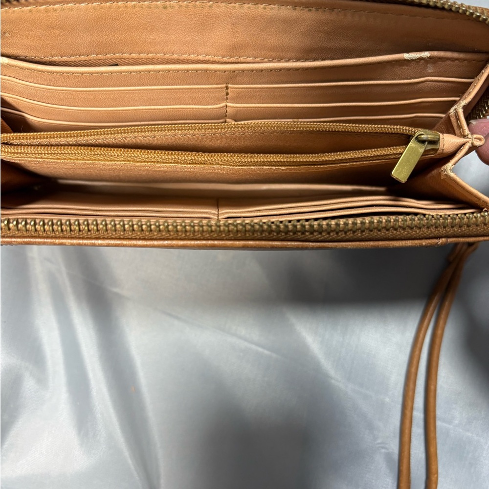 Fossil Tan Leather Wristlet Wallet - Picture 6 of 16